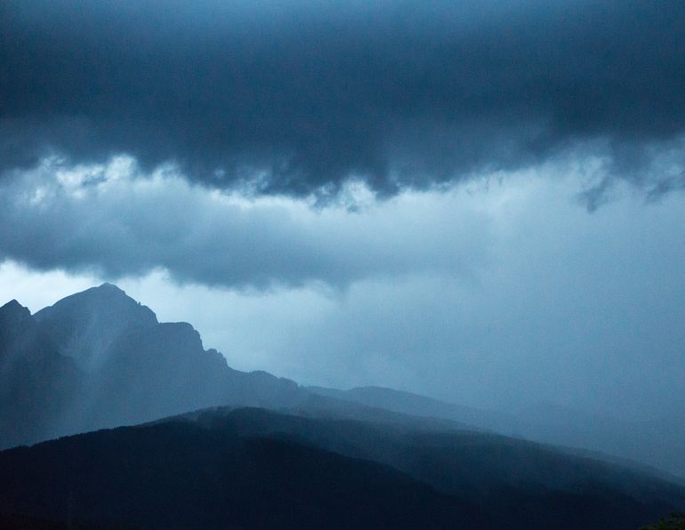 Thunderstorm approaching Innsbruck